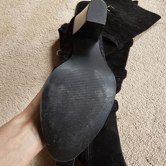 Boots - Picture 2 of 3